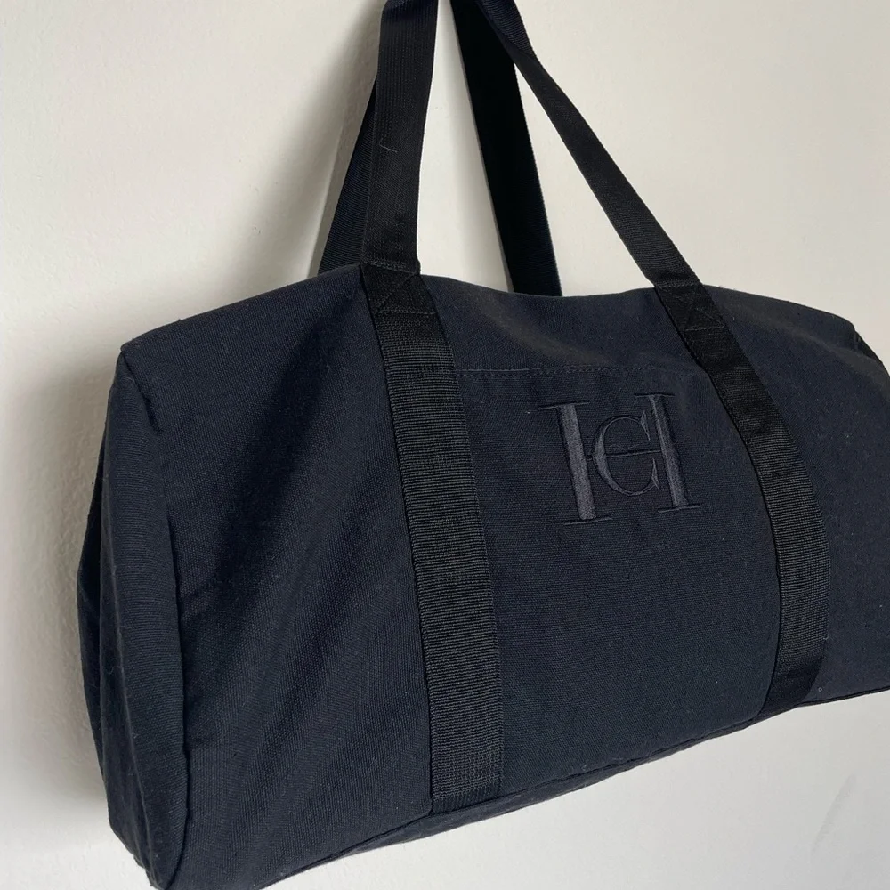 CH Carolina Herrera Black Canvas Duffel Bag weekender travel sholder gym